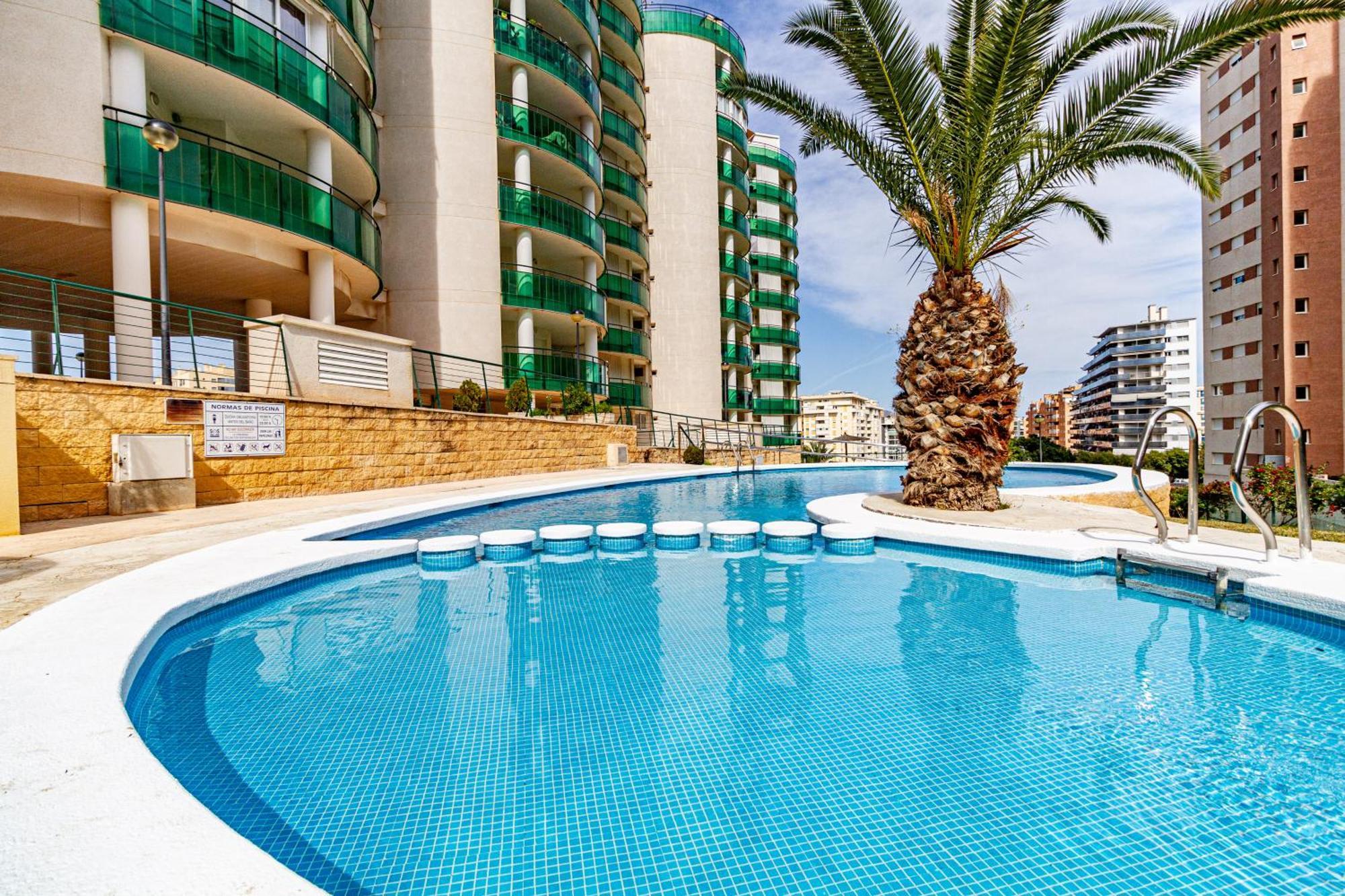 Apartment Vilapark With Pool, Free Parking, Terrace, Beach Benidorm Buitenkant foto