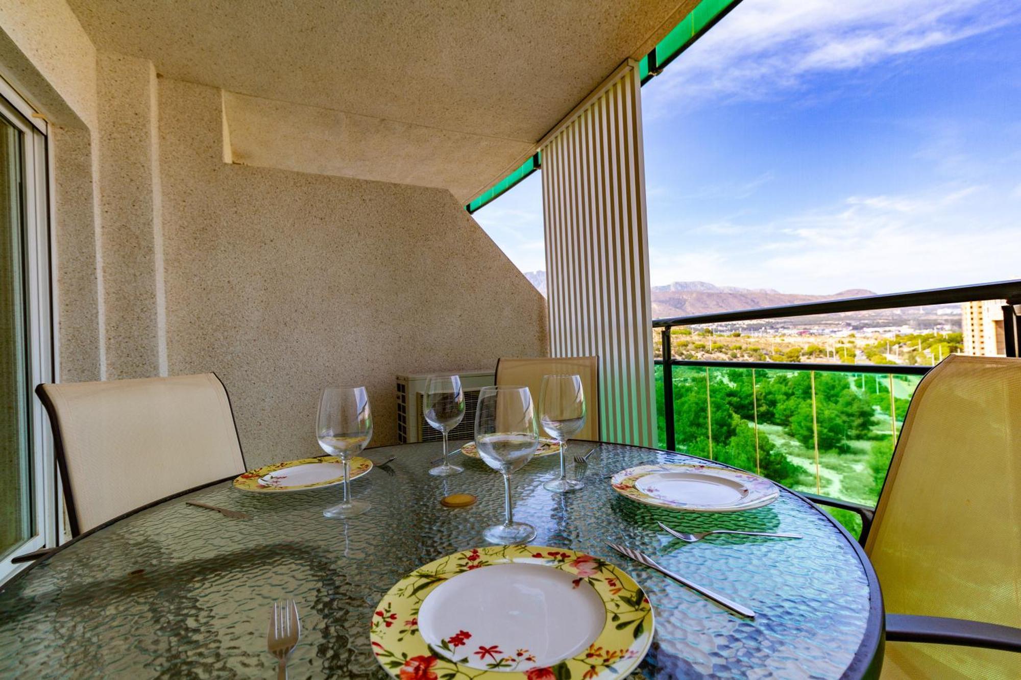 Apartment Vilapark With Pool, Free Parking, Terrace, Beach Benidorm Buitenkant foto